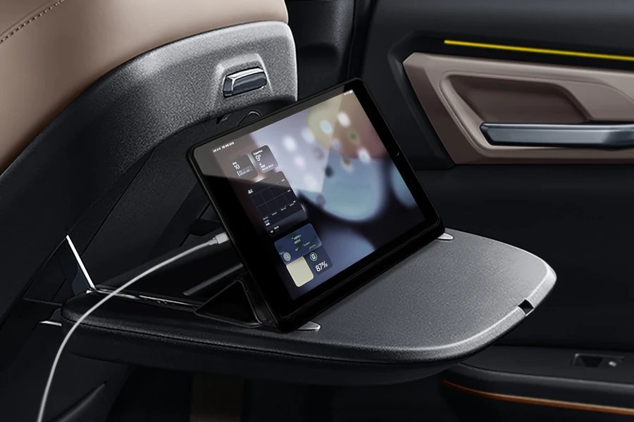 Kia EV5 rear seat table