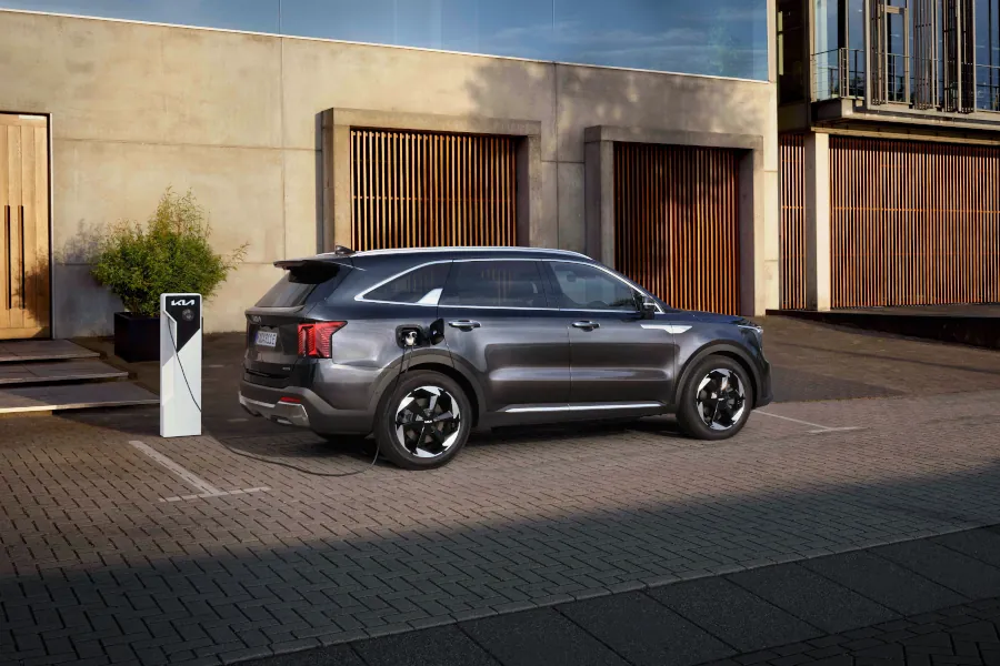 Kia Sorento PHEV charging