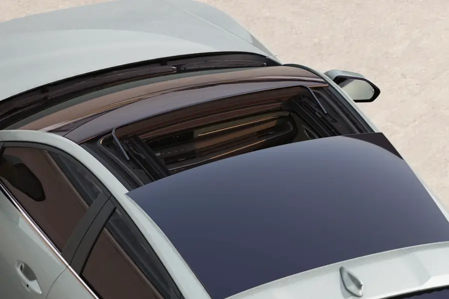 Kia K4 sunroof
