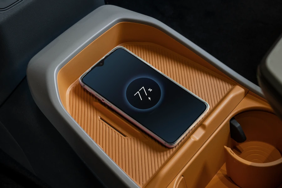 Kia EV3 wireless charger Qi