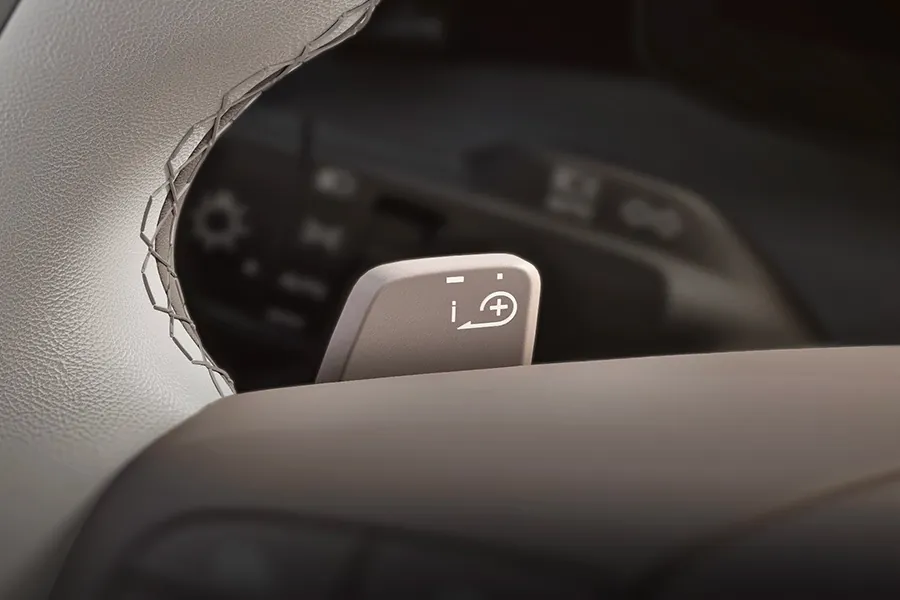 Kia EV4 charging laptop vehicle to load function interior