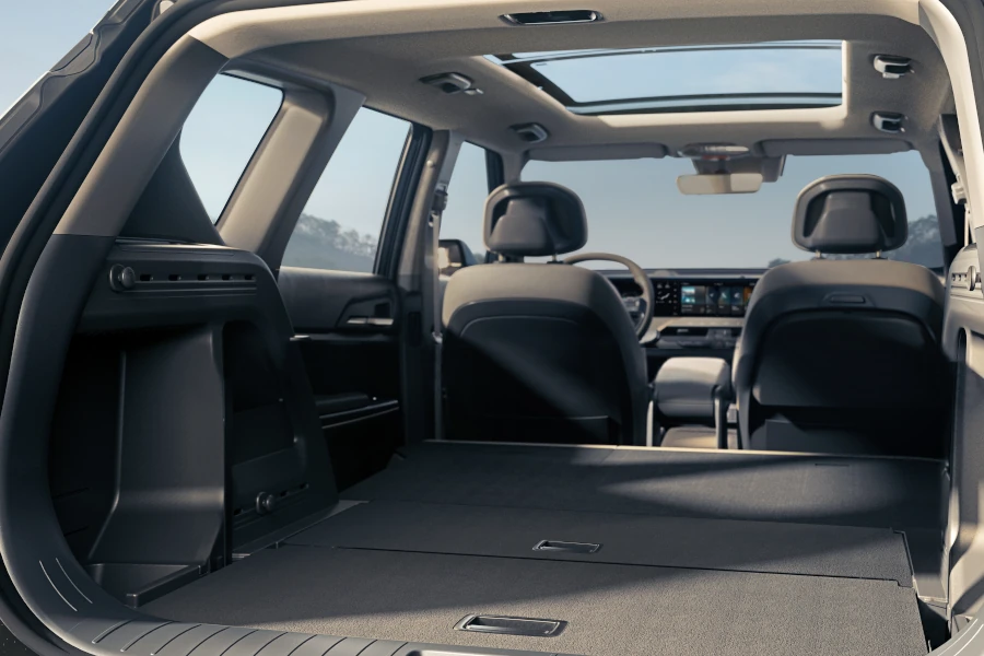Kia EV5 flat fold rear seats boot space