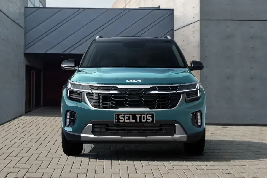 kia seltos front view